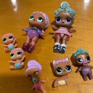 L.O.L. Surprise! Little Sisters Dolls Set - Purple and Blue